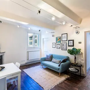 https://historic-center-apartment-next-to-the-river-all.it-tuscanyhotel.com